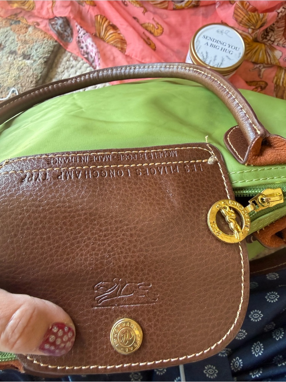Longchamp Green Nylon Tote – Like New – Brown Leather Handles – Classic Le Pliag - Picture 2 of 14